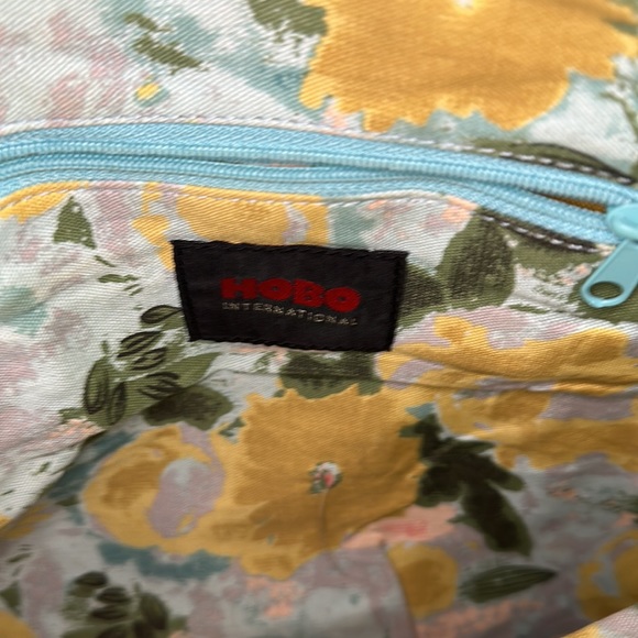 HOBO International Black Leather Silver accents, Fold-over Clutch - Picture 5 of 6